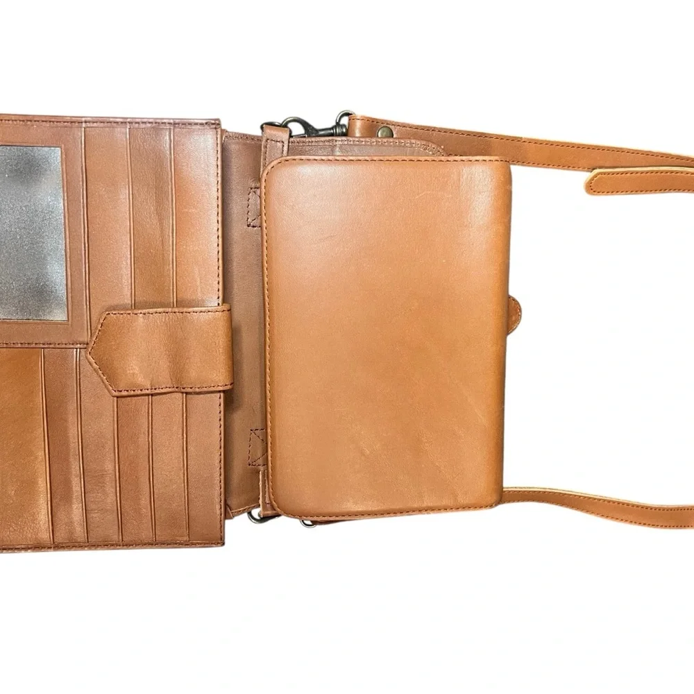 Eddie Bauer Brown Leather‎ Crossbody Bag - Picture 7 of 16